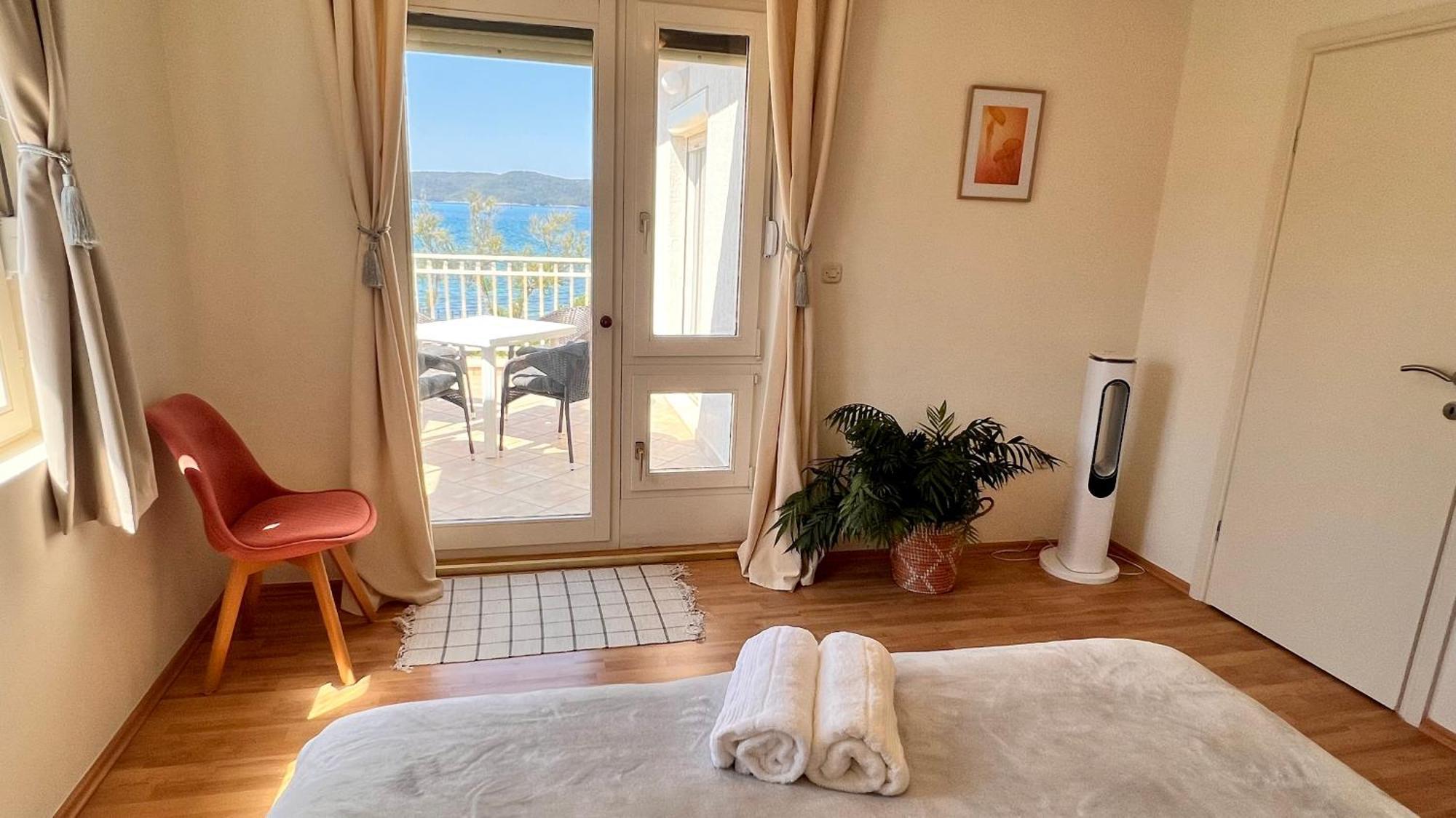 Luxury Beach Villa W Sea Sunset Views Σίμπενικ Εξωτερικό φωτογραφία